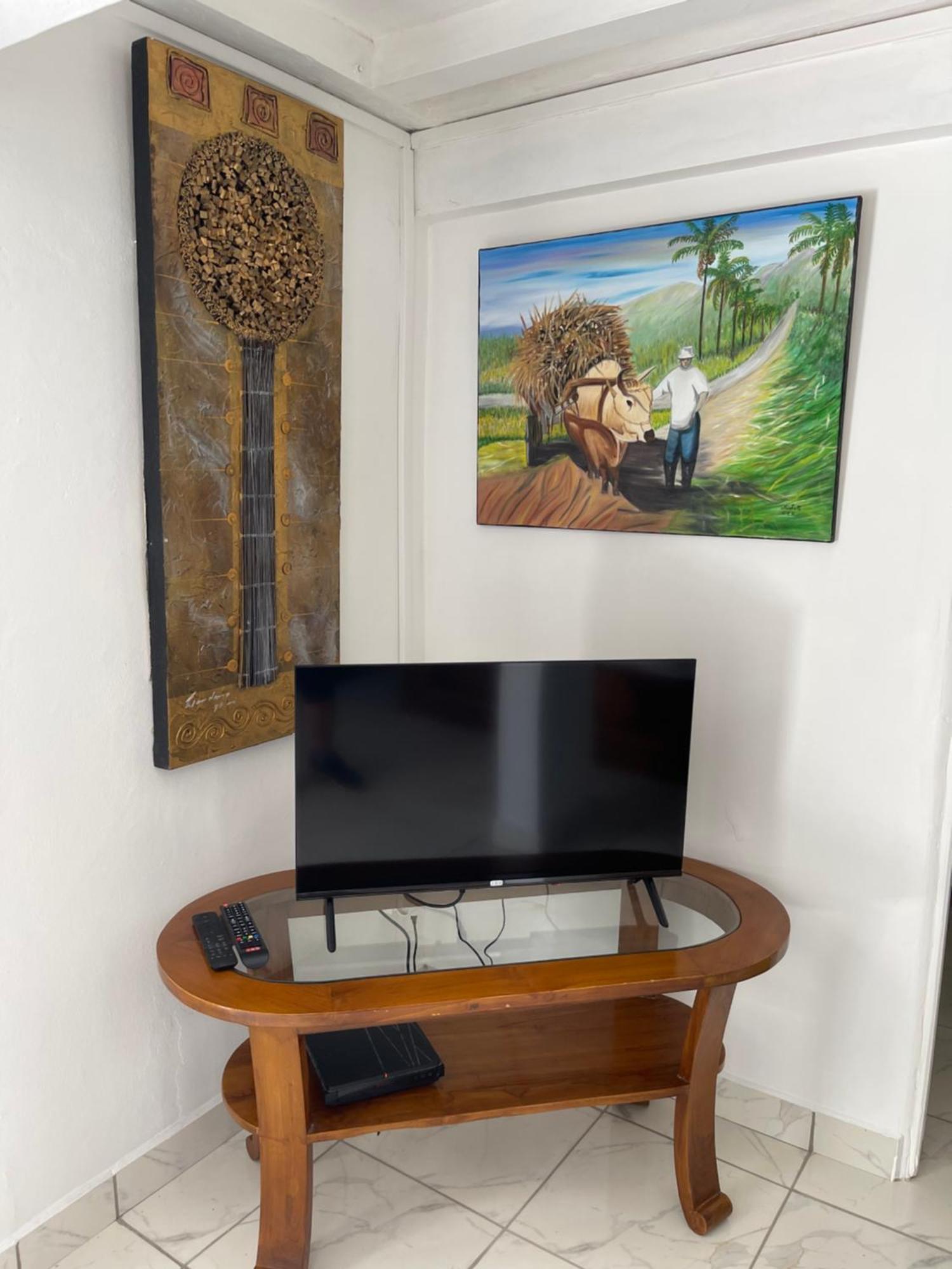 Adenora Bed and Breakfast Saint-Joseph Εξωτερικό φωτογραφία